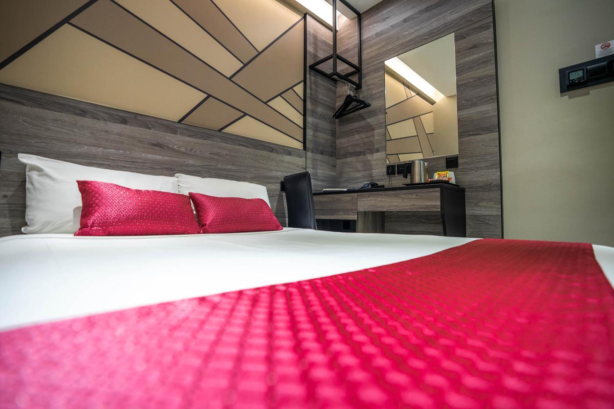 Standard Double Room – No Window